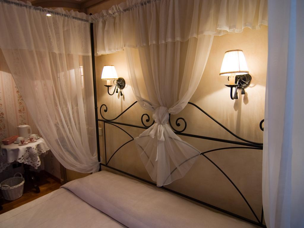 רומא B&B Les Suites חדר תמונה